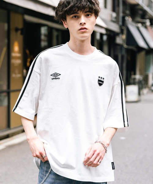 umbro（アンブロ） tシャツ 別注コラボ オーバーサイズサイドライン