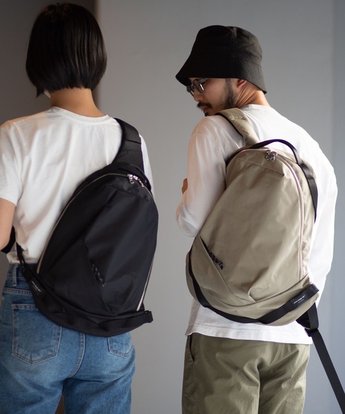 worm design lab（ワームデザインラボ） ショルダーバッグ Minimal