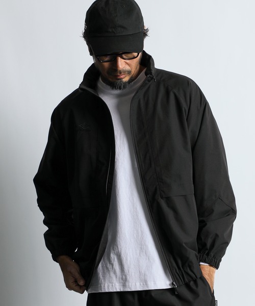 umbro（アンブロ） ナイロンジャケット × BLACK LABEL SET-UP FIELD