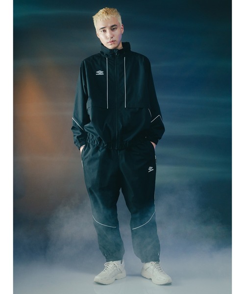 umbro（アンブロ） ナイロンジャケット × BLACK LABEL SET-UP FIELD