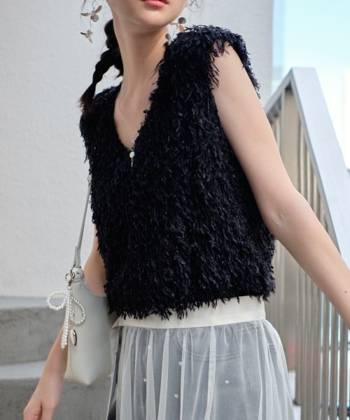 ベスト ジレ フェザーヤーンVネックベスト レディース : ZOZOTOWN