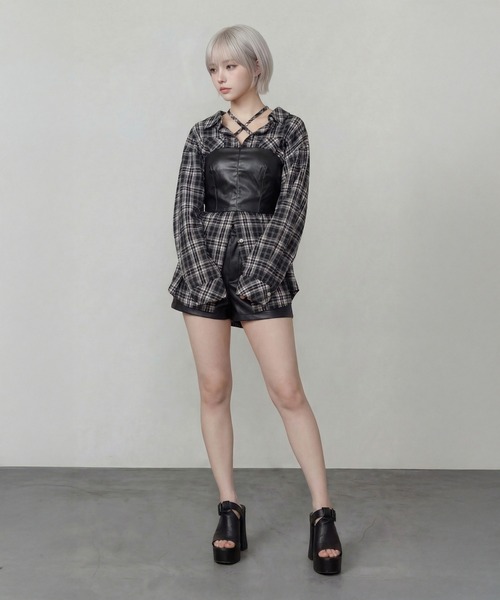 DURAS（デュラス） パンツ ビスチェ+2WAYフェイクレザーショートパンツ