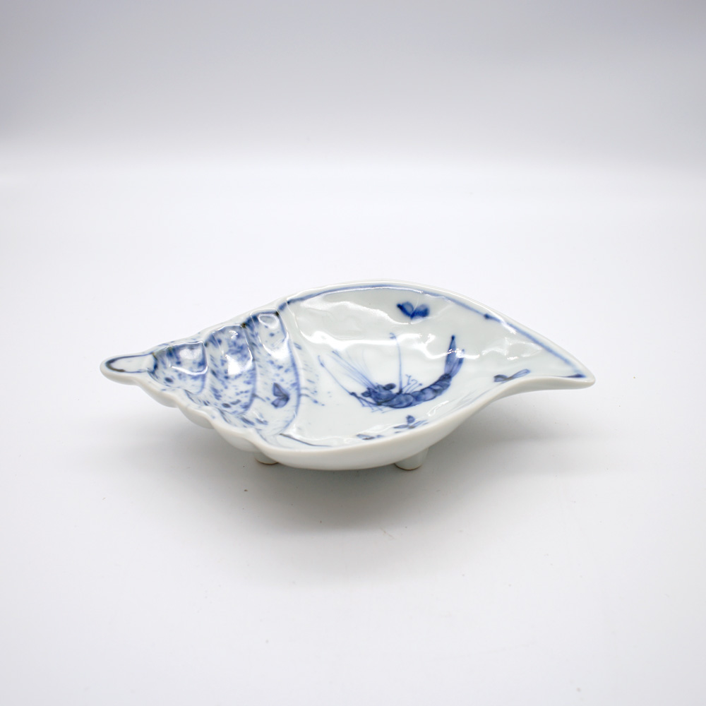 BP-13 古染付吹墨法螺貝 向付 – 美濃焼・呉須赤絵・テーブルウェアの