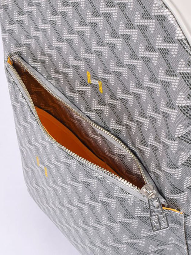 レザレクション バックパックラルスNo.4/シルバーグレー LarusNo.4