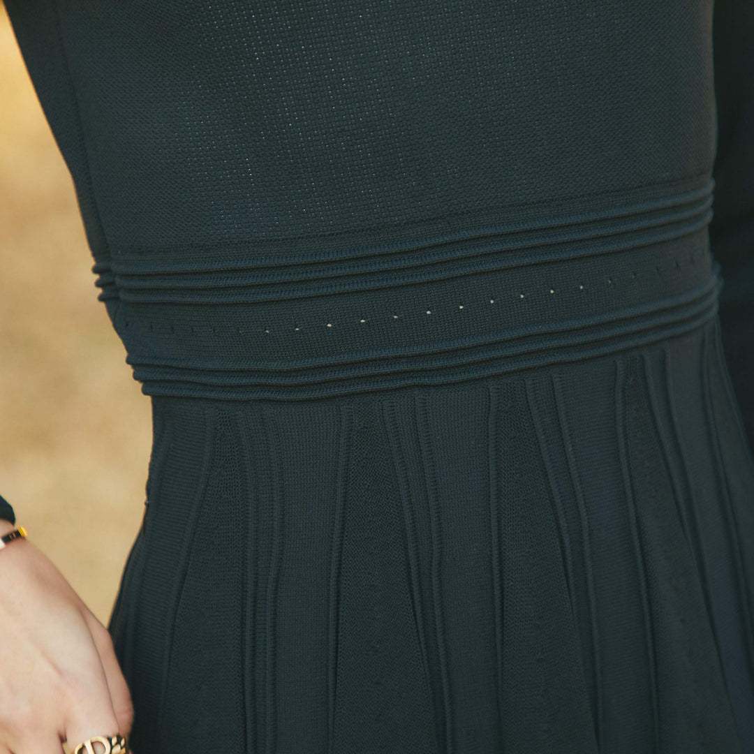 エアリーニットプリーツワンピース – ACEANDRARE