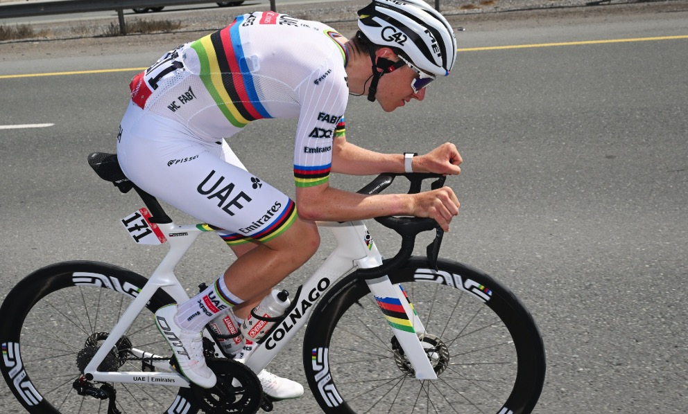 タデイ・ポガチャル「完璧な装備」～ 怪物が纏う“機能美”のウェア