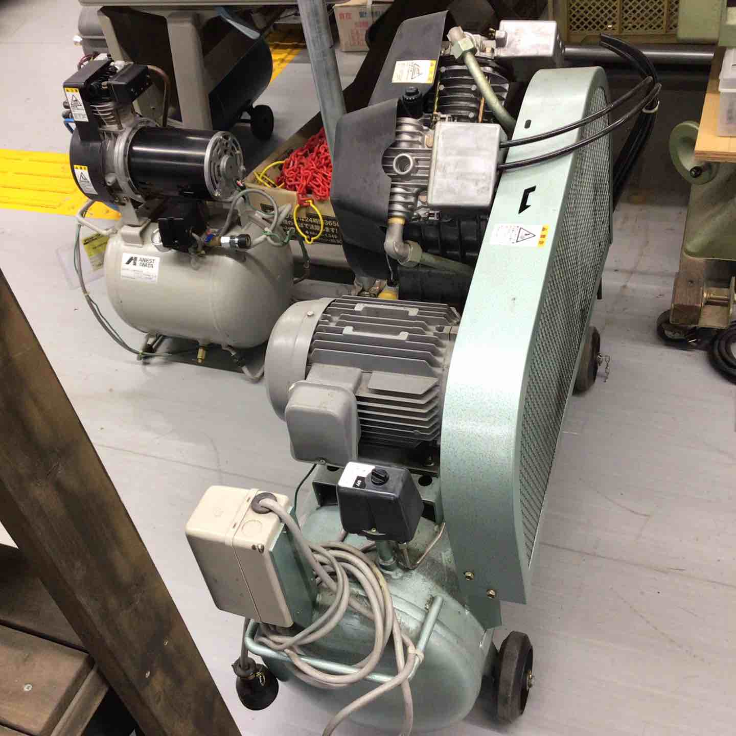 店頭受取限定】◇アネスト岩田(IWATA) レシプロコンプレッサー OCS