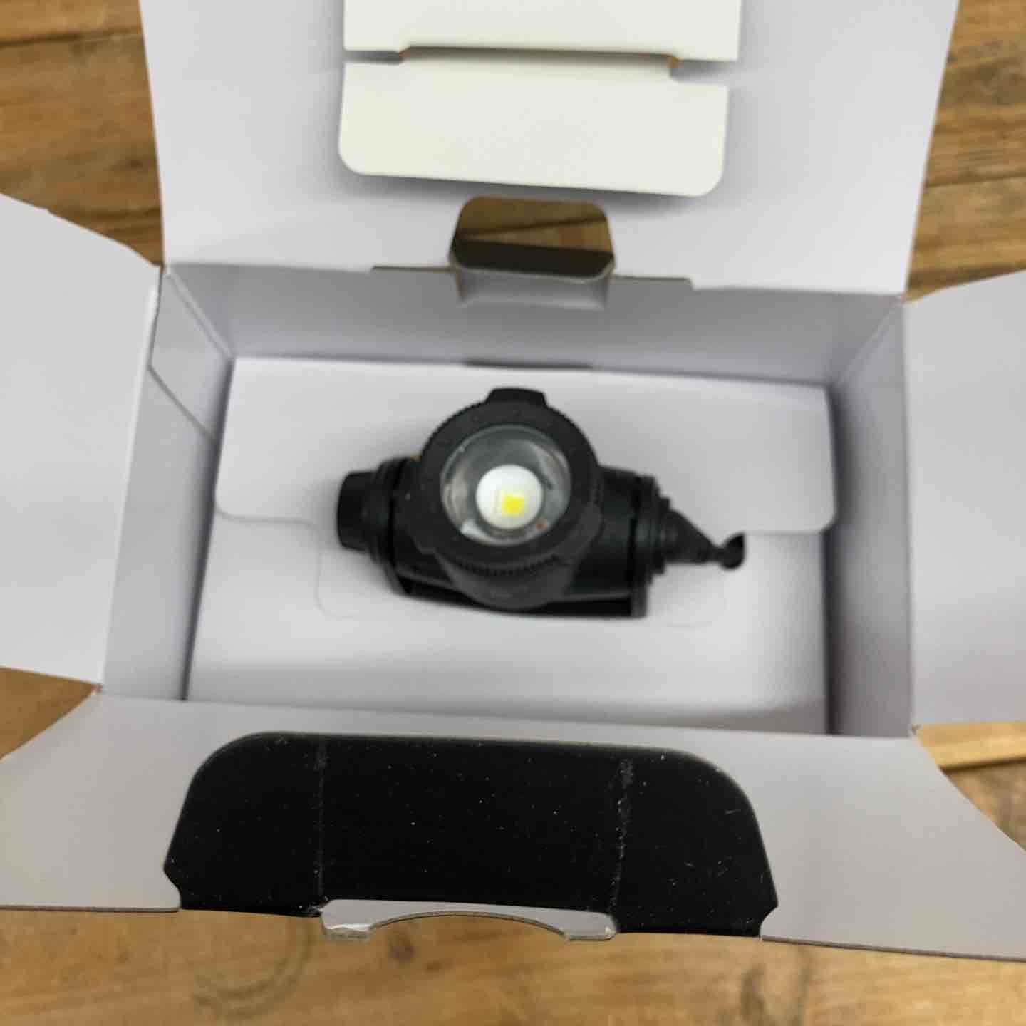 未使用品】Ledlenser(レッドレンザー) H7R Core LEDヘッドライト USB