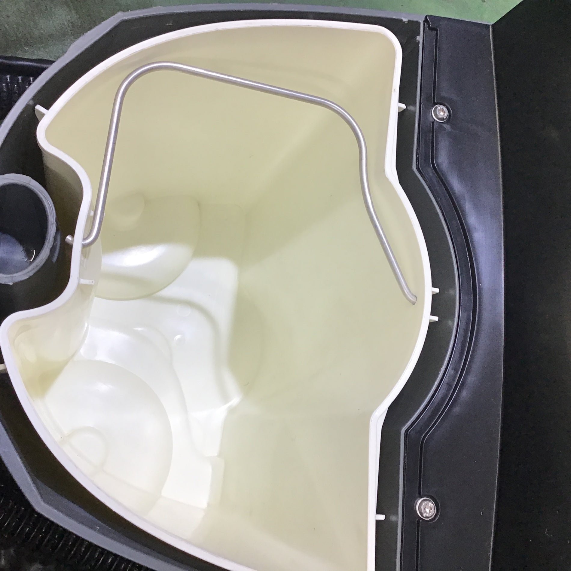 中古品】KARCHER(ケルヒャー) 業務用カーペットリンスクリーナー Puzzi