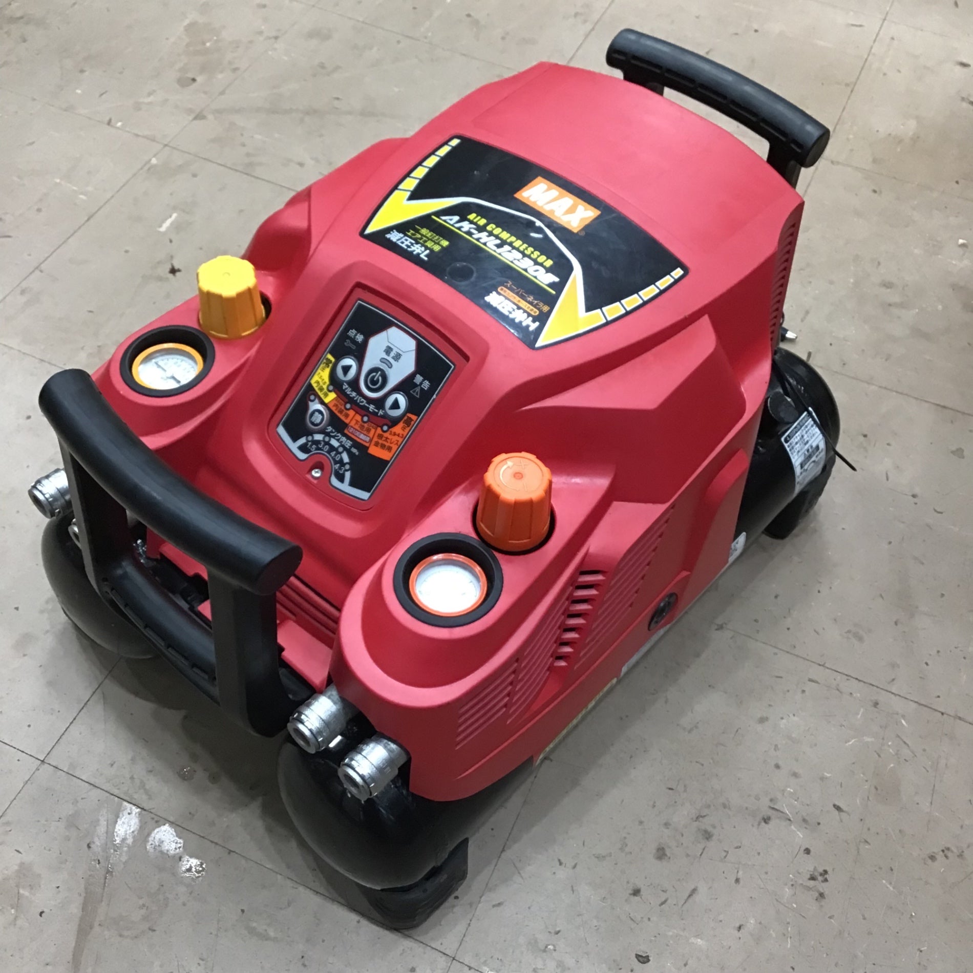 ☆マックス(MAX) エアコンプレッサー AK-HL1230E 常圧 高圧【草加店