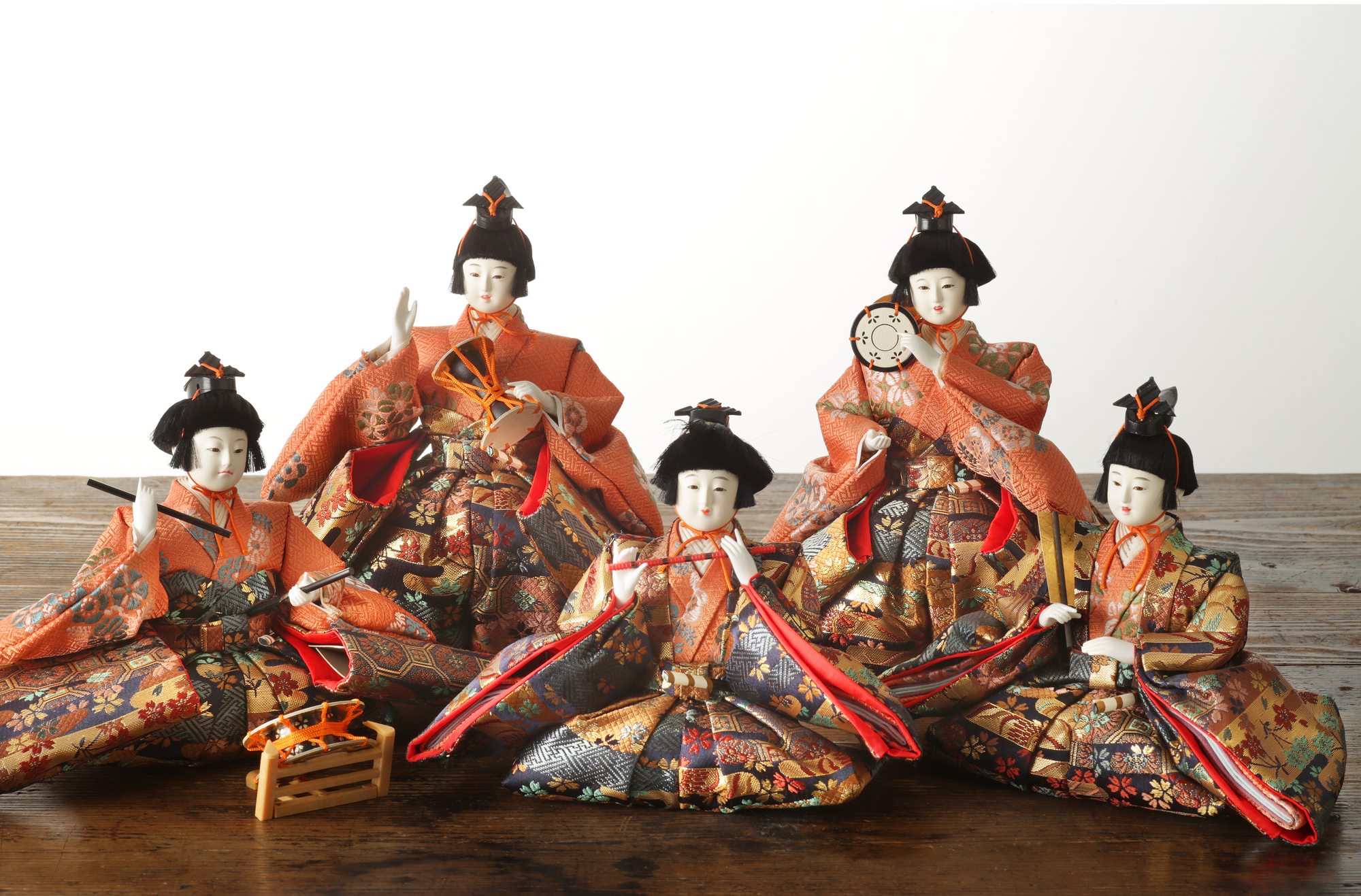 五人囃子」の並びにも意味がある【雛人形】 | agataJapan.tokyo