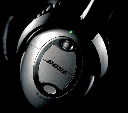 名機、再誕。さらに進化したノイズキャンセリング・ヘッドホン 「BOSE