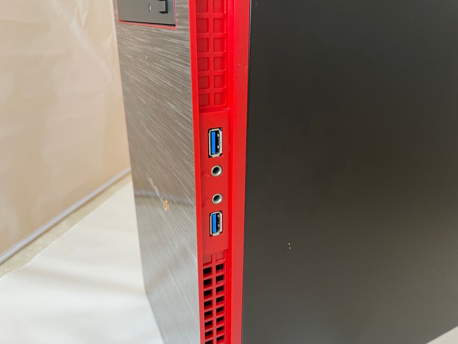LEVEL∞ Core i7-8700×GeForce GTX 1660 Ti【Cランク】| 中古