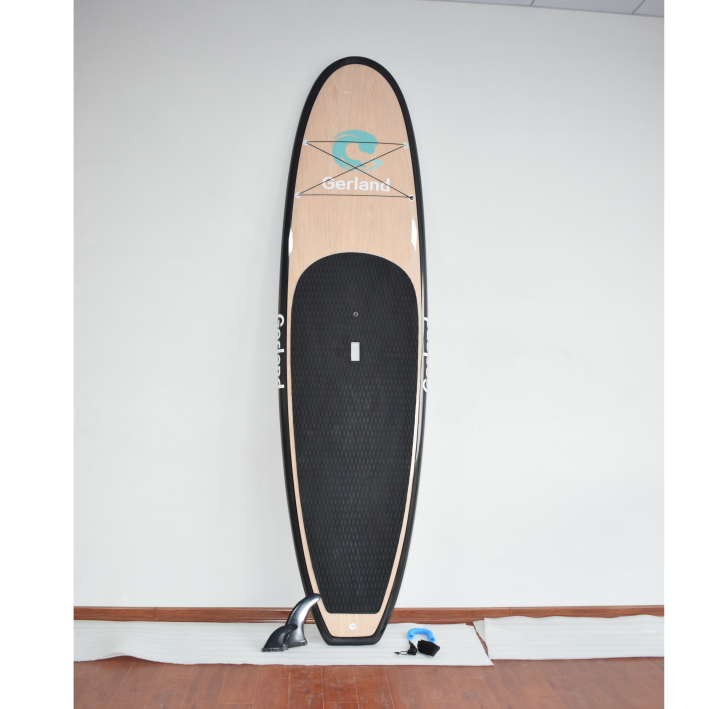 カーボン製サーフボード ウェイクサーフボード