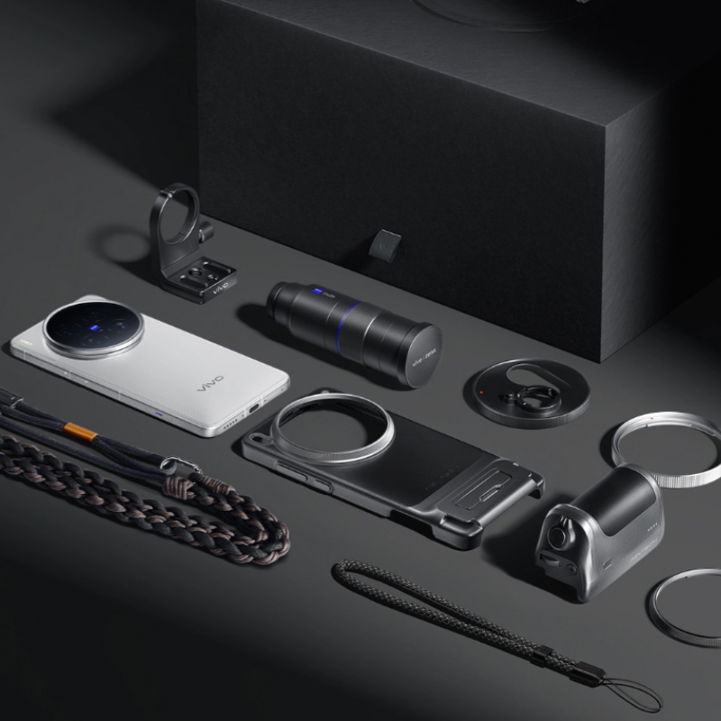 ViVO X200 Ultar 16GB 1TB Photographer's Kit 5GB Snapdragon 8 Elite