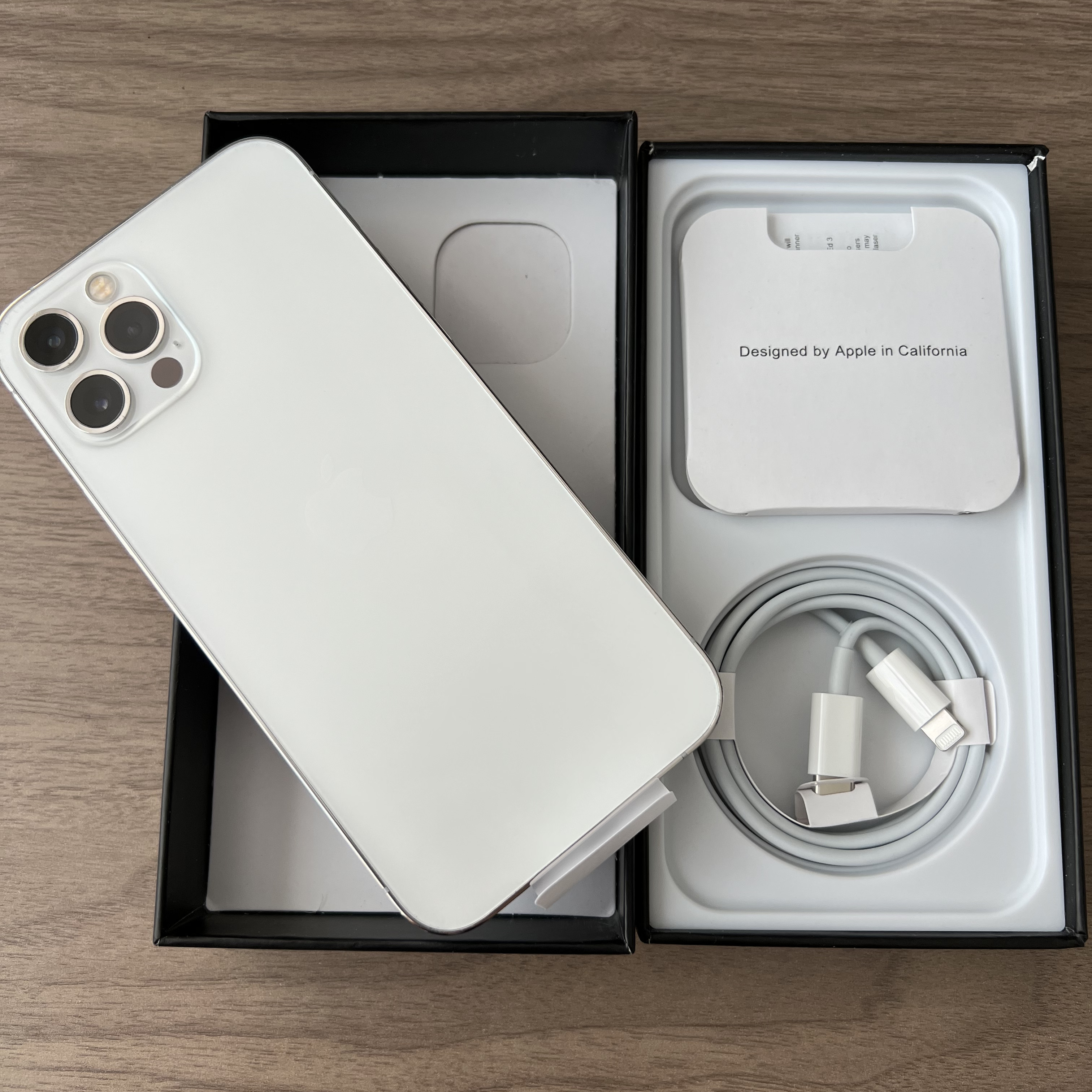 オリジナル iPhone 12 Pro / 12ProMax 128GB 256GB ROM 6GB RAM 6.1