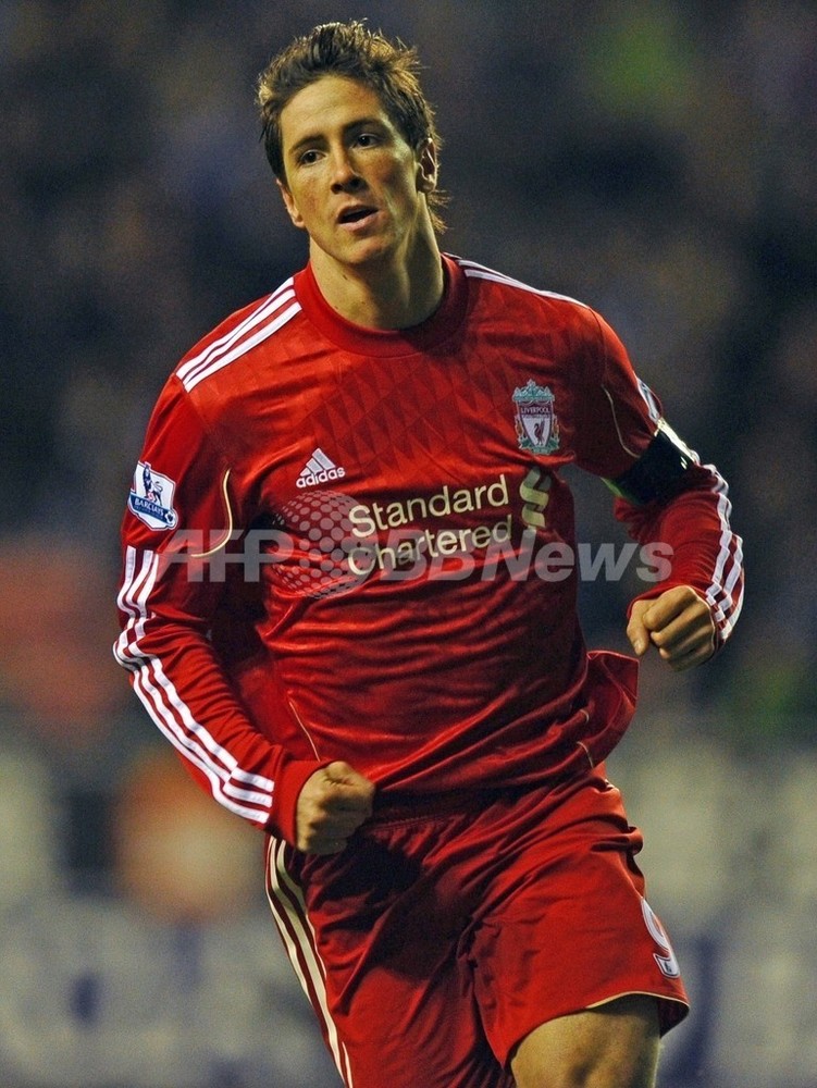 トーレスのチェルシー移籍決定、リバプールはキャロルとスアレス獲得