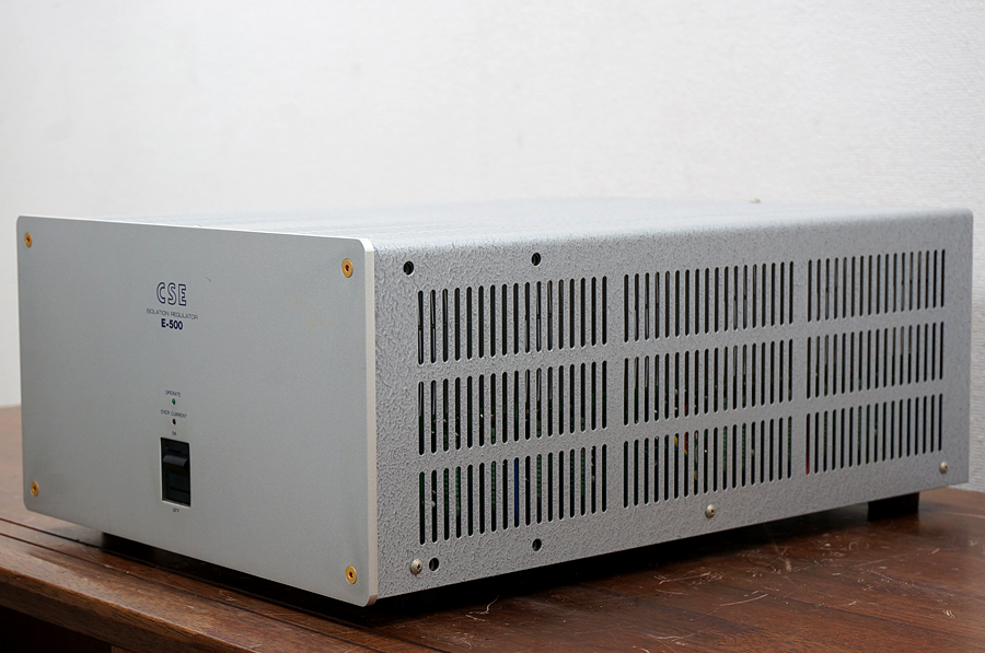 CSE E-500 アイソレーション レギュレーター 電源 @36159 / 中古