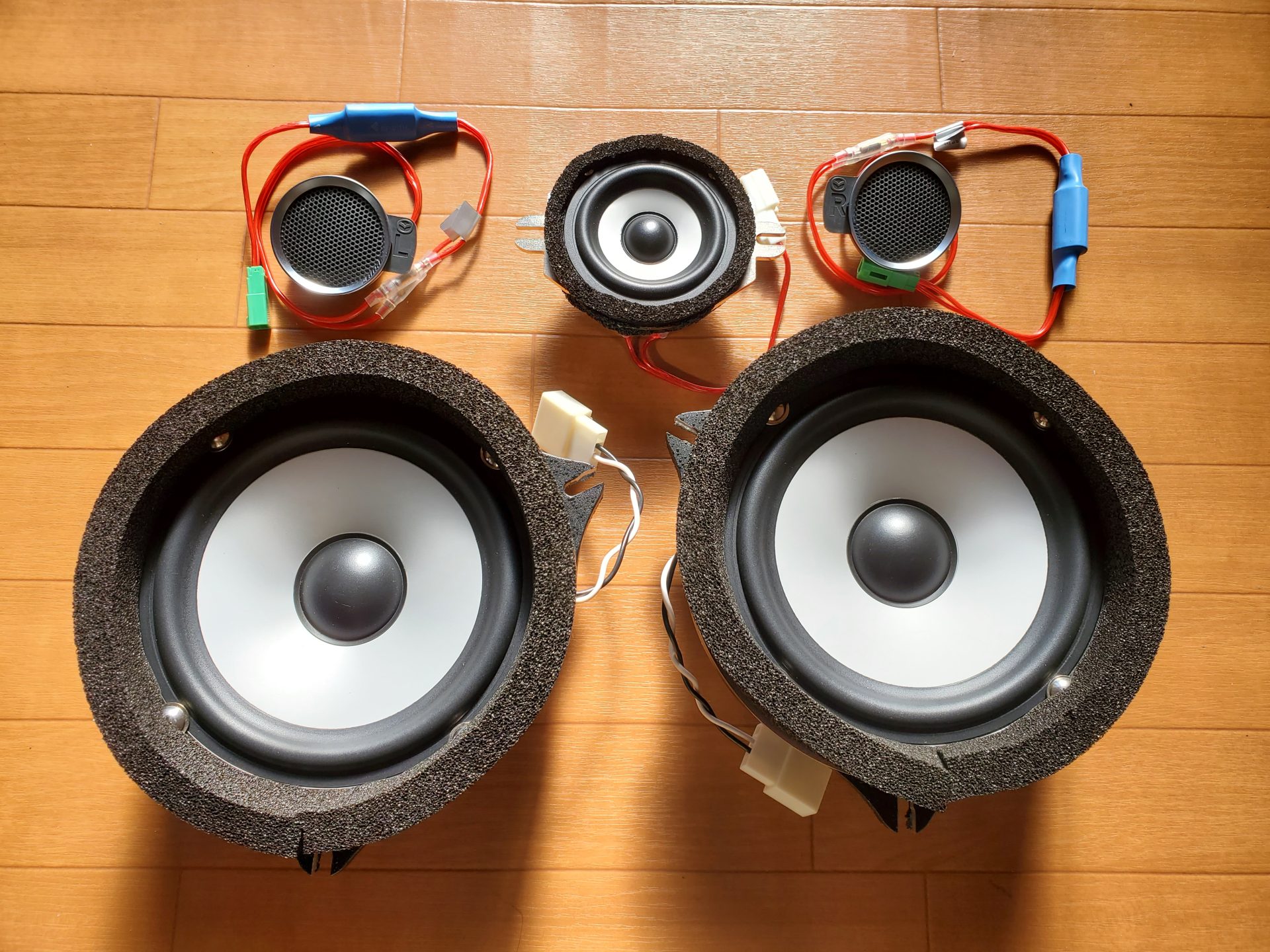 CX-5(KF型)BOSE付車の音質向上スピーカー取付 | 見た目を変えずに音を