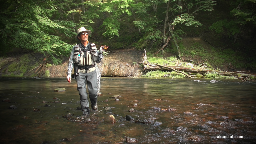 釣り師の身を委ねるギア パタゴニアウェーダーの話 | 阿寒クラブ akan