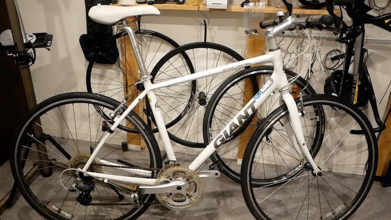 GIANT ESCAPE R3を購入して色々カスタムしたお話し | AKI Cycling