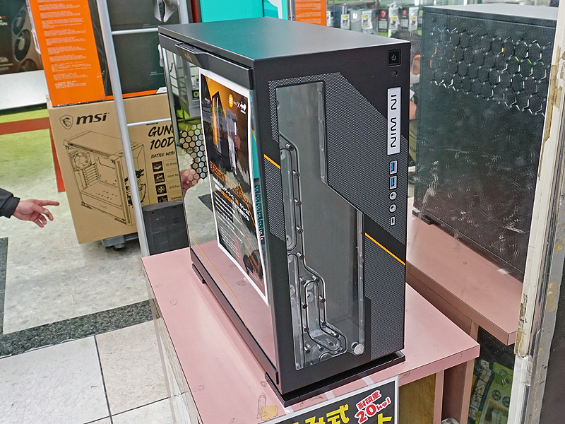 リザーバータンク搭載の本格水冷ケース「EK-Classic InWin 303EK」が