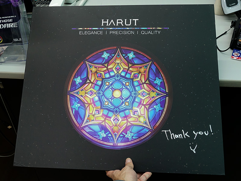 多層強化ガラス製のゲーミングマウスパッド「Lock-On Gear HARUT」が