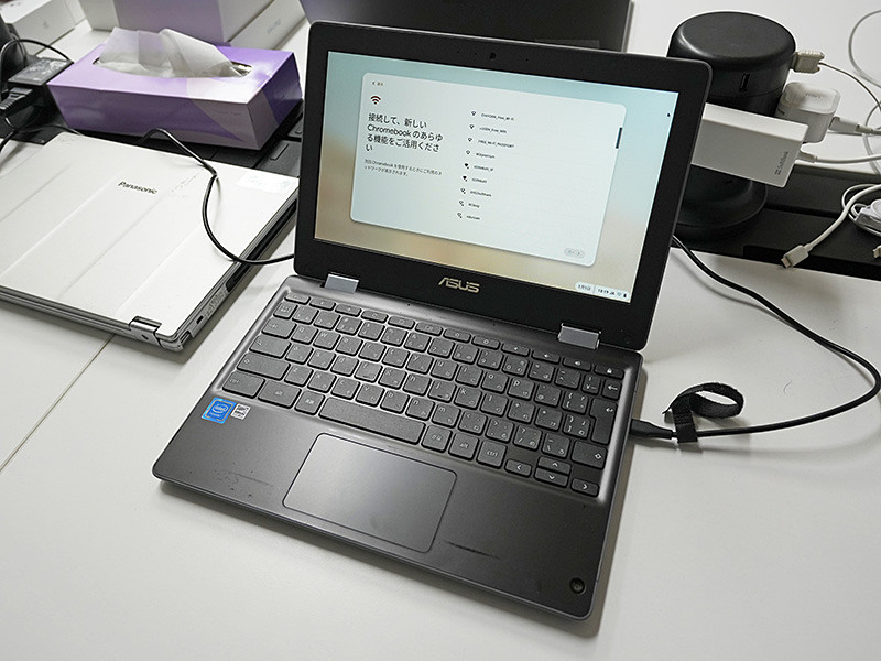 ASUS「Chromebook Flip」の中古品が9,777円！イオシスで新春初売り