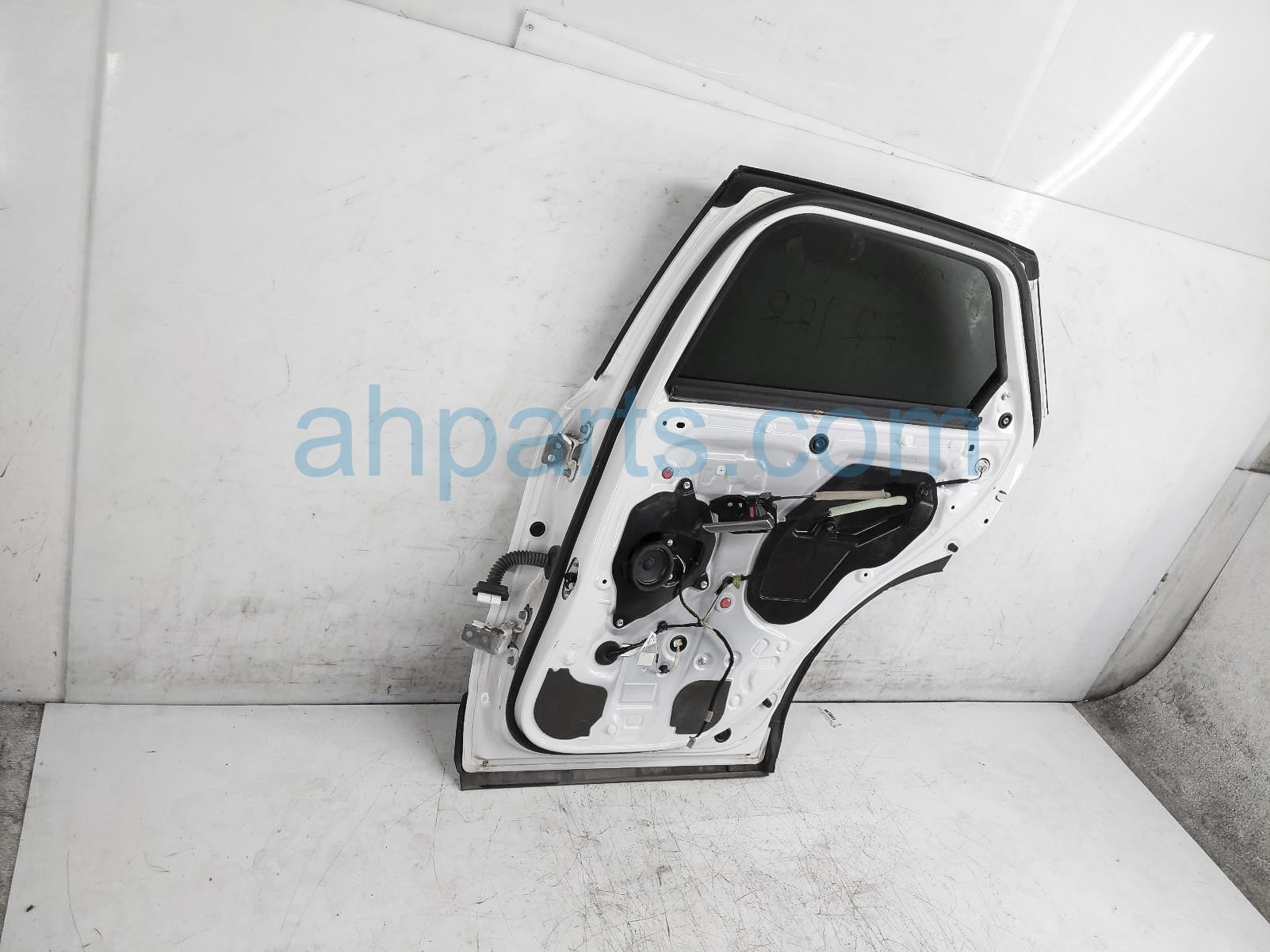 Sold 2021 Mazda Cx-30 Rear Passenger Door - White - No Inside Trim