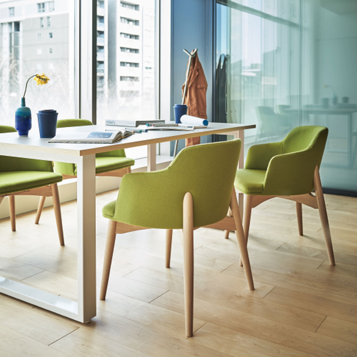 PROCEED】ルシアイス LUCIA | aides.jp | 業務用椅子・店舗家具の格安