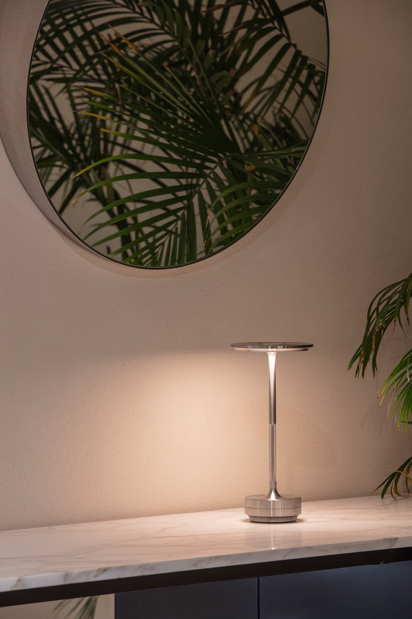 アンビエンテック/Ambientecターン ステンレス/TURN Stainless Steel