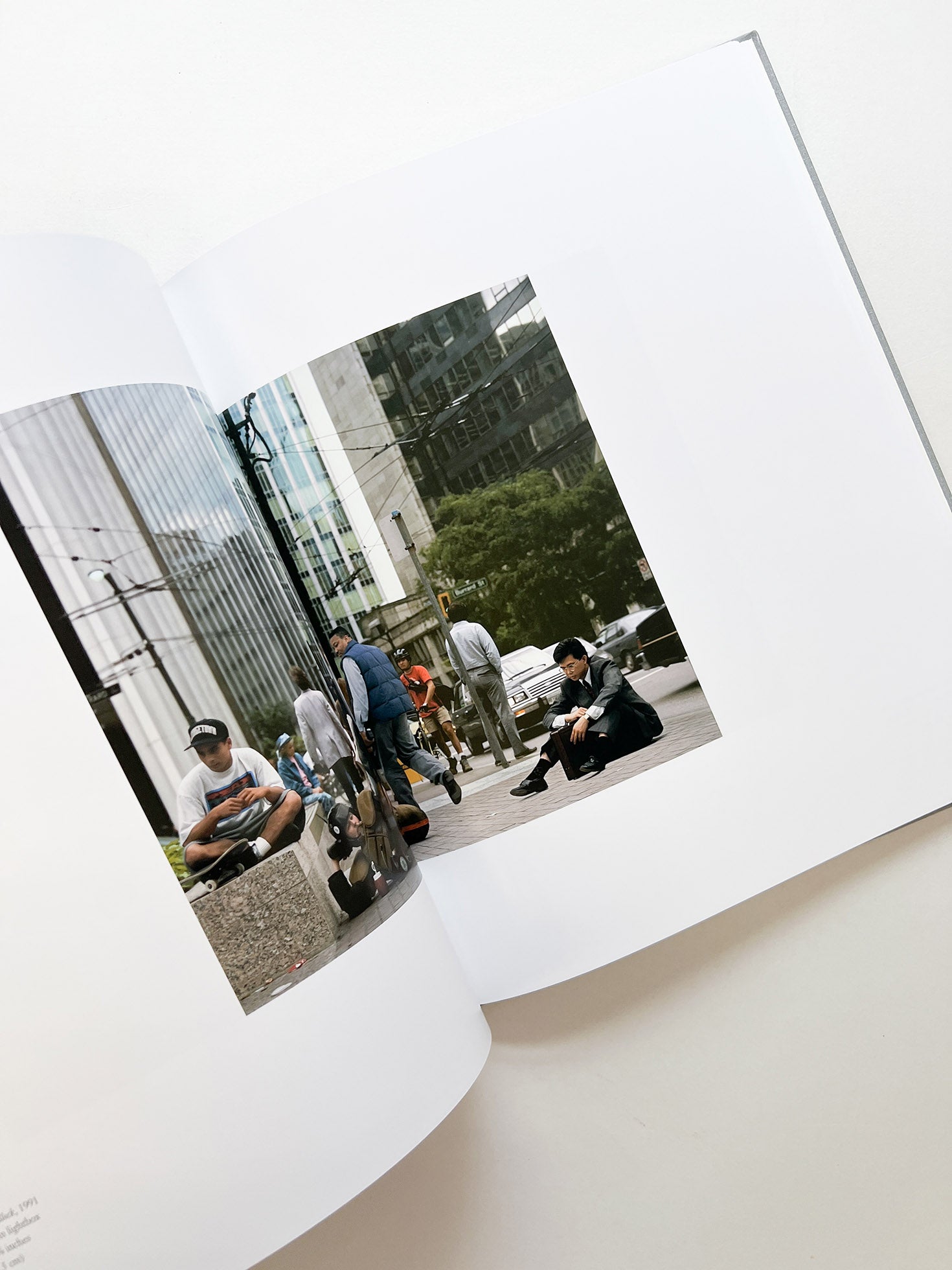 JEFF WALL / Jeff Wall - 本 屋 青 旗 Ao-Hata Bookstore