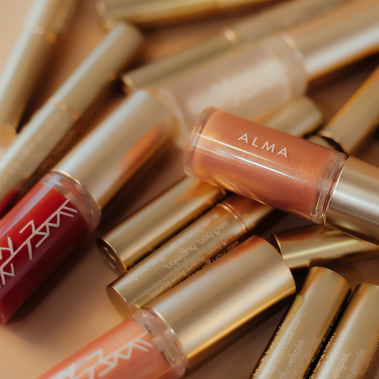 01 Mardoll】Freyja Liquid rouge【リップグロス】