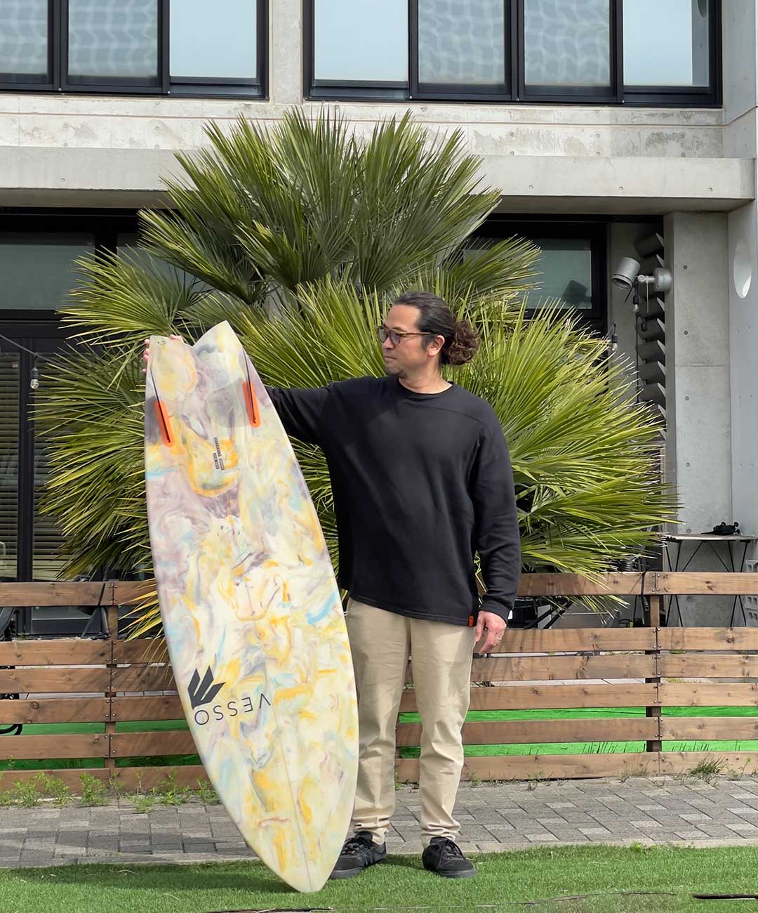 とても動きはレトロじゃない！レトロツインフィン・モデル