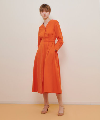 Vネックタックワンピース|allureville OFFICIAL SITE / ONLINE SHOP