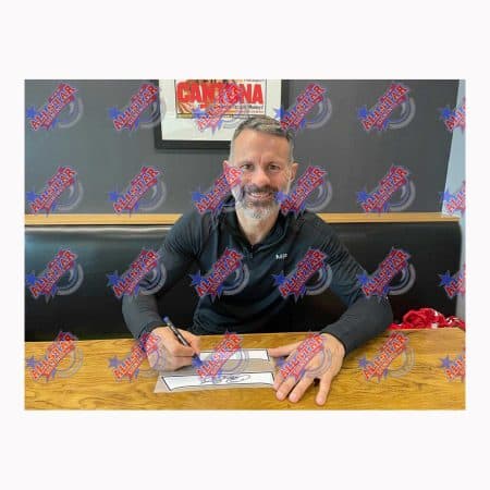 ライアン・ギグスがマンチェスター・ユナイテッドの11年ユニフォームに