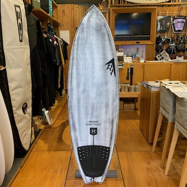 乗りやすいオールラウンダー【S-BOSS・MASHUP】FIREWIRE | サーフィン