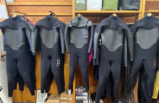 新提案 春のウエットスーツご購入サーポート | サーフィンスクール