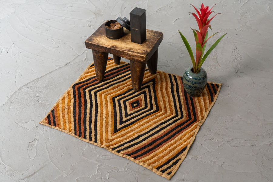 クバ王国伝統のクバクロス-KUBA TEXTILES】クバ布-草ビロード