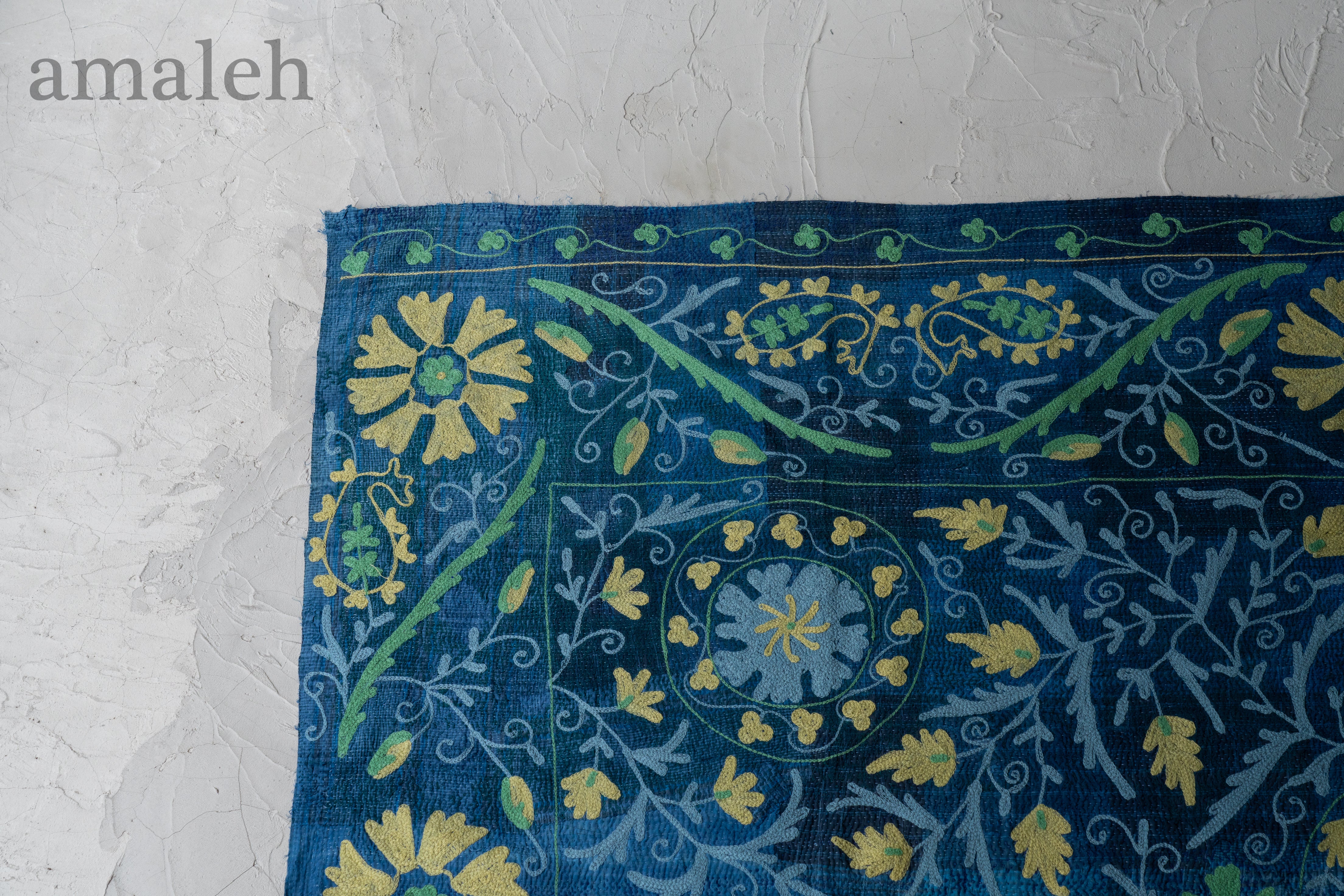 インドの手刺繍ヴィンテージカンタキルト・スザニキルト-QUILT