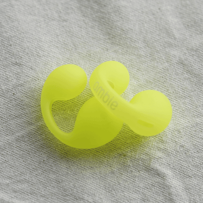 AM-TW02 COLOR（Neon Yellow）｜ながら聴きイヤホンambie公式 – ambie