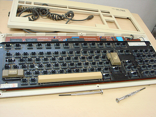 PC-9801キーボード洗浄編（久しぶりにやってみました。） | 古いハード