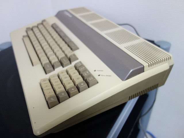 PC-8001mkII SR(NEC) 1985年 108,000円 | 古いハードに囲まれて since2011