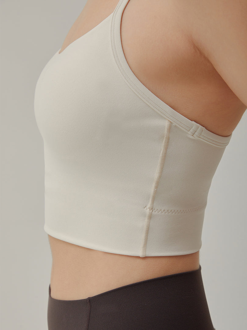 Airexpert Yバック クロップド スポーツブラ (パッド縫い付け) | andar