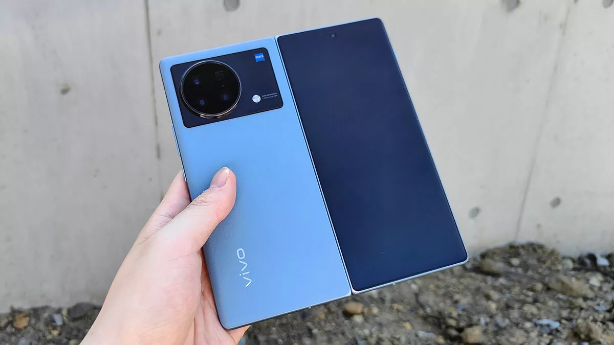 vivo X Foldレビュー。ZEISSカメラに両画面120Hz対応、折り目が目立た