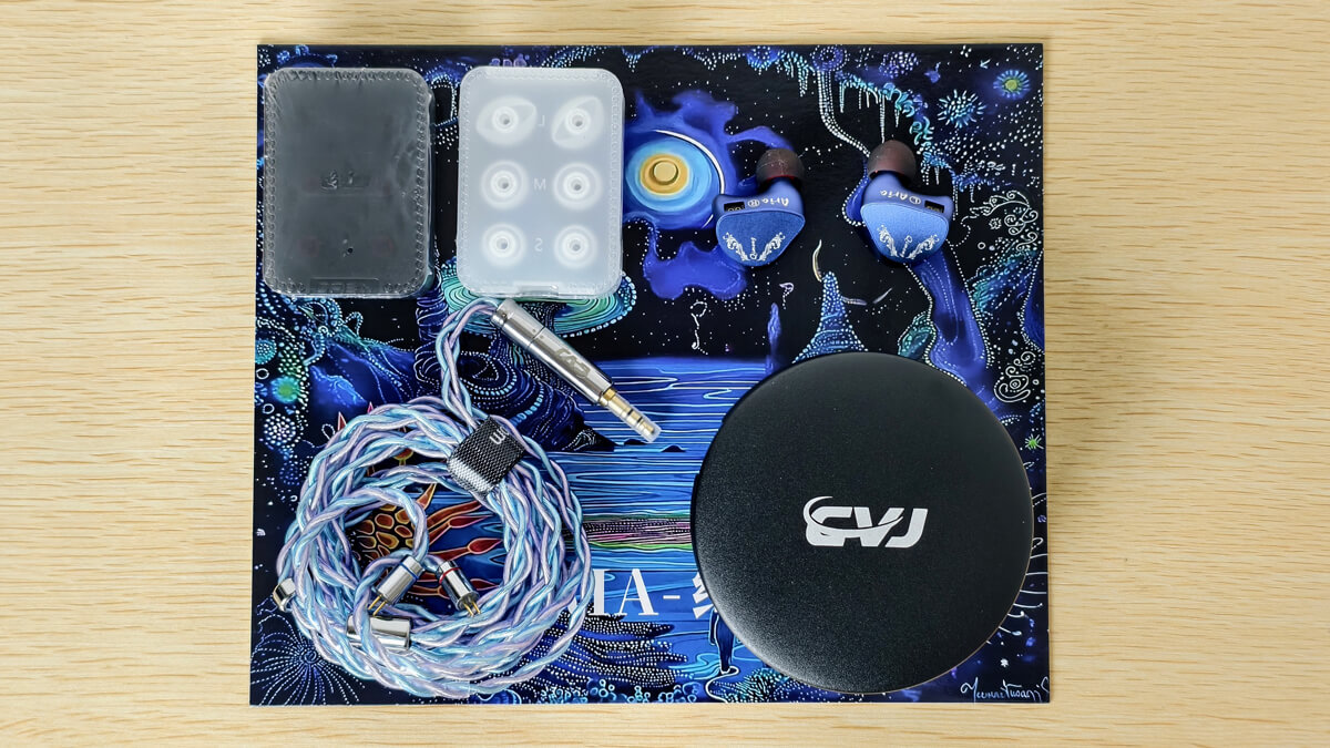 CVJ ARIAレビュー - 低音やボーカルが強いイヤホン、ケースや交換