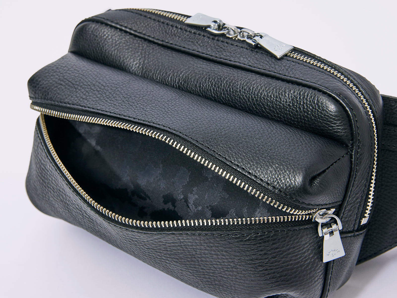 07-07002 ボディバッグ | aniary（アニアリ） OFFICIAL WEB STORE