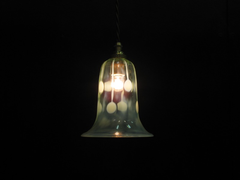 1920年代に作られたイギリスのアンティークランプシェード