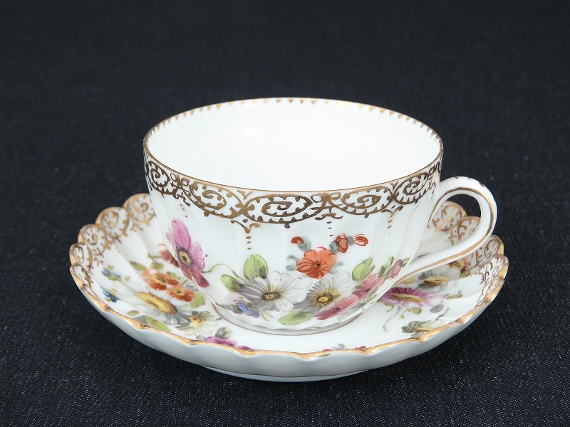 ドレスデン（Dresden）の デミタスティーカップ & ソーサー ドイツの