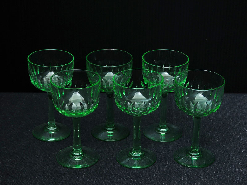 アンティーク家具通販のウランガラス（ヴァセリンガラス） | alver